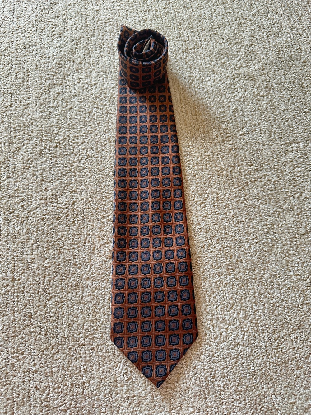 Vintage Liebert Brown Medallion Tie - 70’s Retro Academia Dark Minimalist